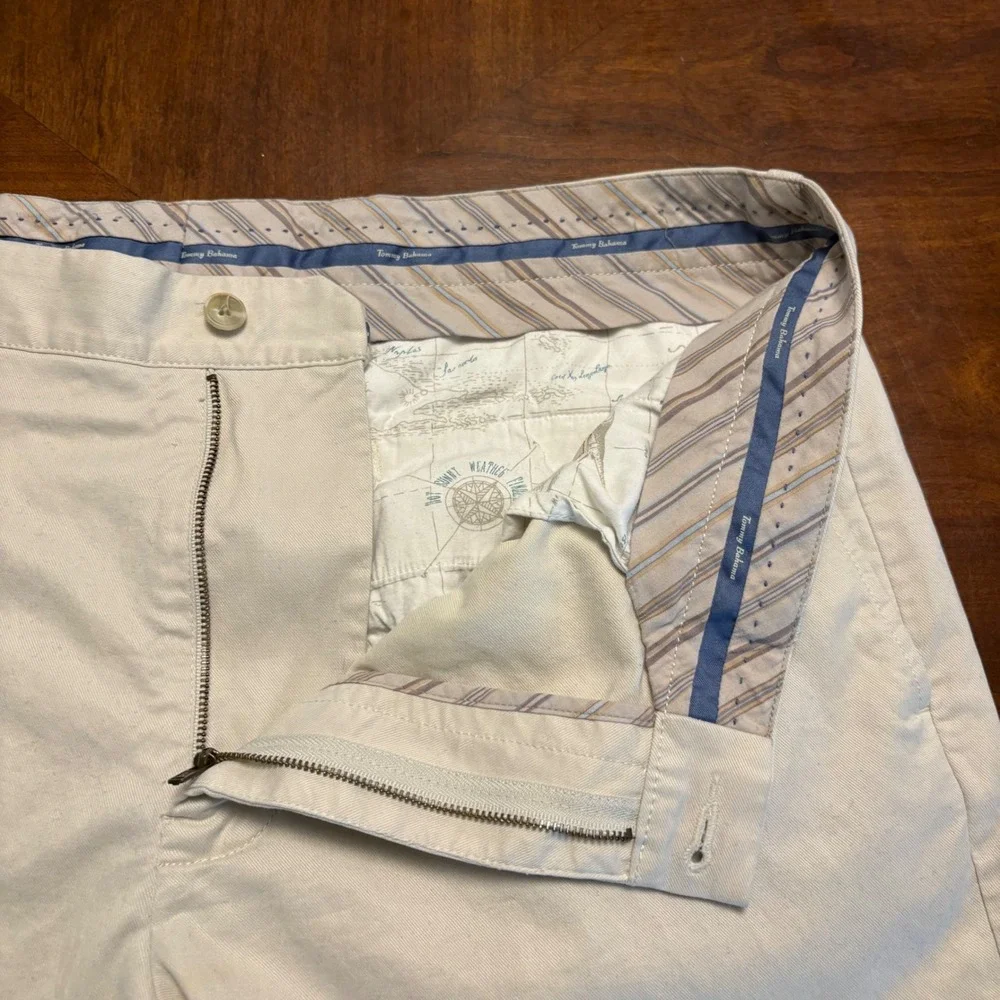 Tommy Bahama Chino Pants Mens 40 Beige Tencel Blend Flat Front Stretch Casual
